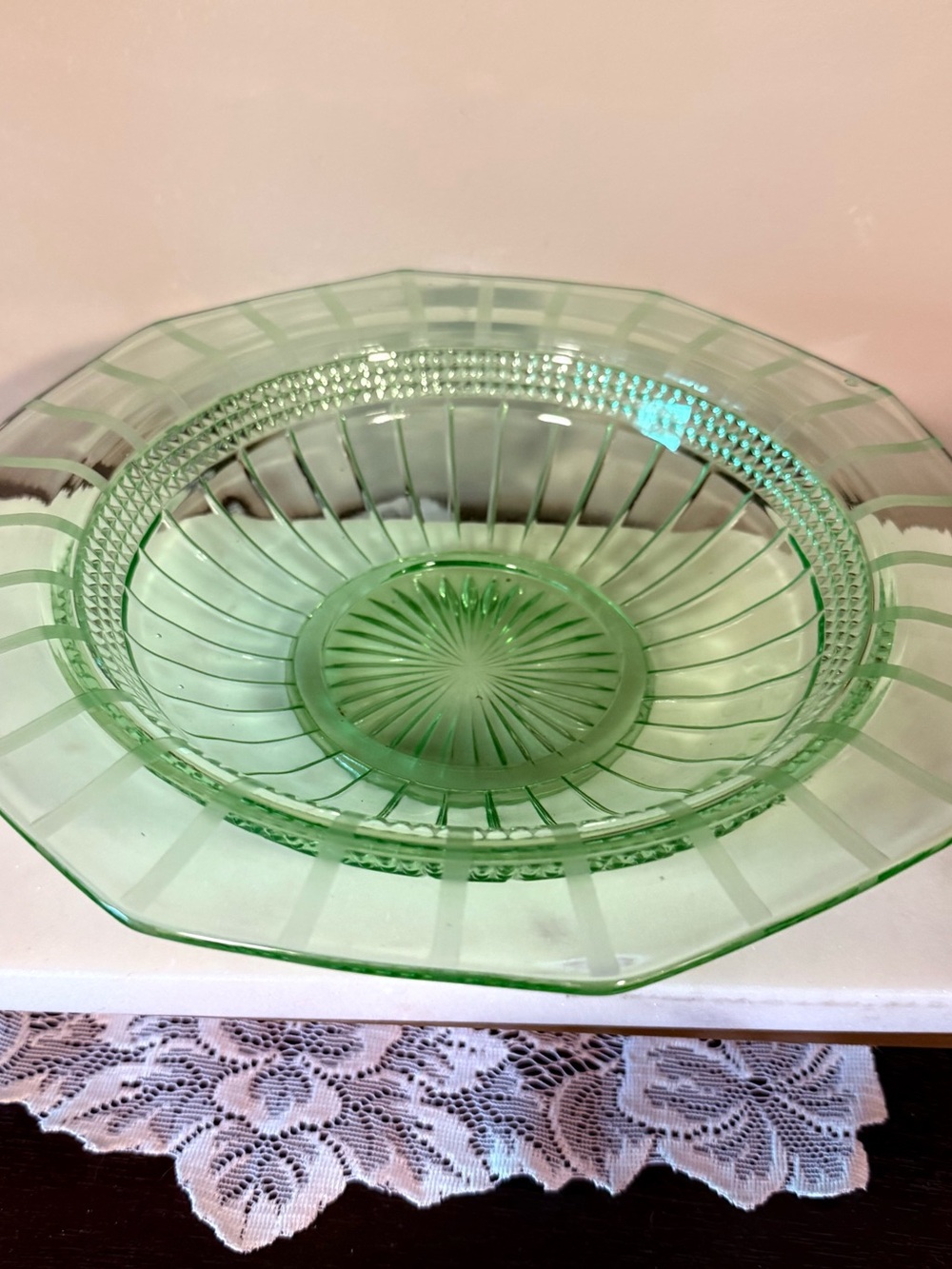 Beautiful Vintage Green Uranium Glass Bowl in the Diamond Patt with etched rim